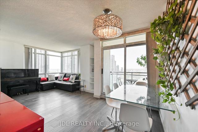 2903 - 397 Front St W, Condo with 2 bedrooms, 2 bathrooms and 1 parking in Toronto ON | Image 2