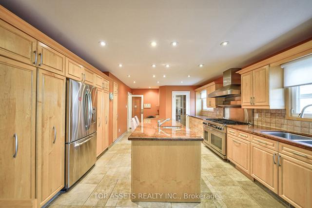 48 Highview Cres, House detached with 5 bedrooms, 7 bathrooms and 9 parking in Richmond Hill ON | Image 35