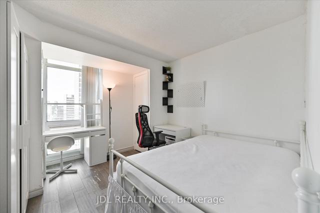 2903 - 397 Front St W, Condo with 2 bedrooms, 2 bathrooms and 1 parking in Toronto ON | Image 11