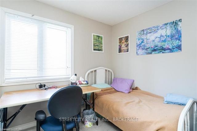 8 - 1548 Richmond St, Townhouse with 4 bedrooms, 4 bathrooms and 2 parking in London ON | Image 6